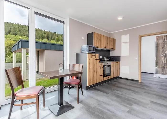 Tatil Evi Bungalows In Hallschlag Am Kronenburger See Mit Terrasse