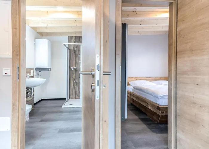 Bungalows In Hallschlag Am Kronenburger See Mit Terrasse